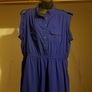 Blue dress with pockets
